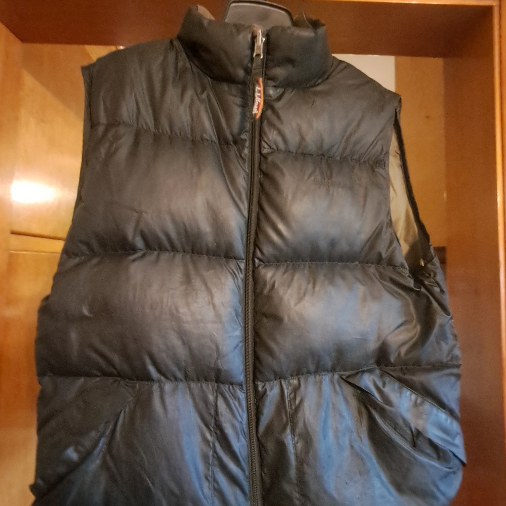 Sleek Black Quilted Vest